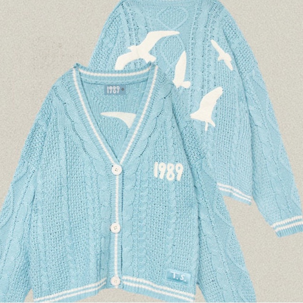 Size XS/S UMG Taylor Swift 1989 Cardigan